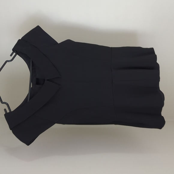 White House | Black Market Ladies Top - Picture 2 of 9